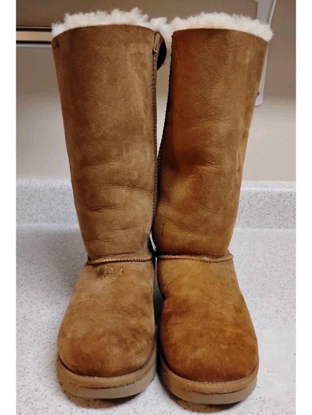 Ugg Womens Bailey Bow Tall Il Boots Sherpa Suede Leather Sz 10 Chestnut-Repaired